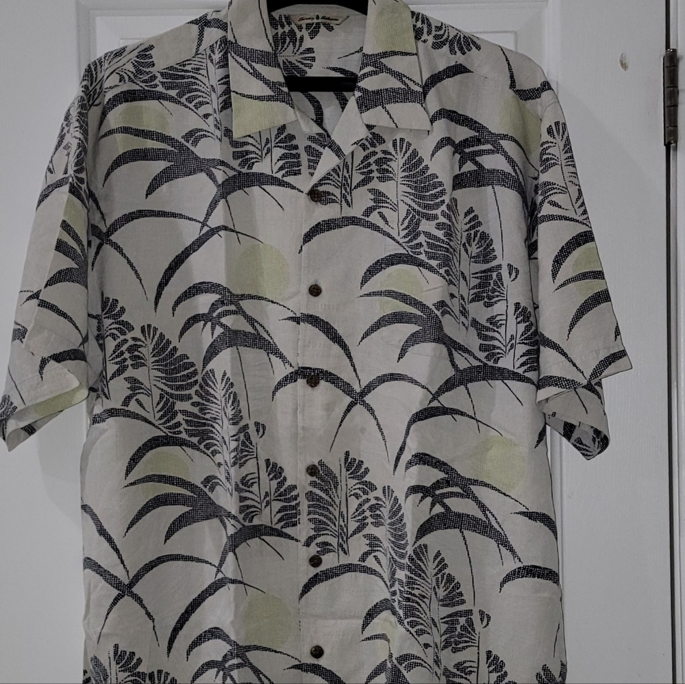 TOMMY BAHAMA SHIRT
